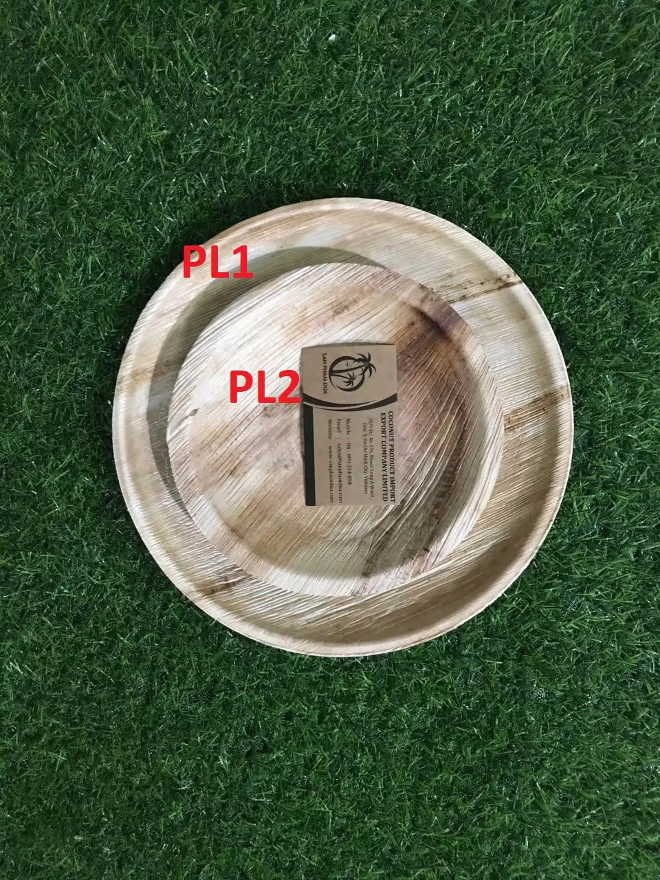 Vietnam Natural Areca Palm Leaf Disposable Dishes - Biodegradable Dinnerware for Kitchen