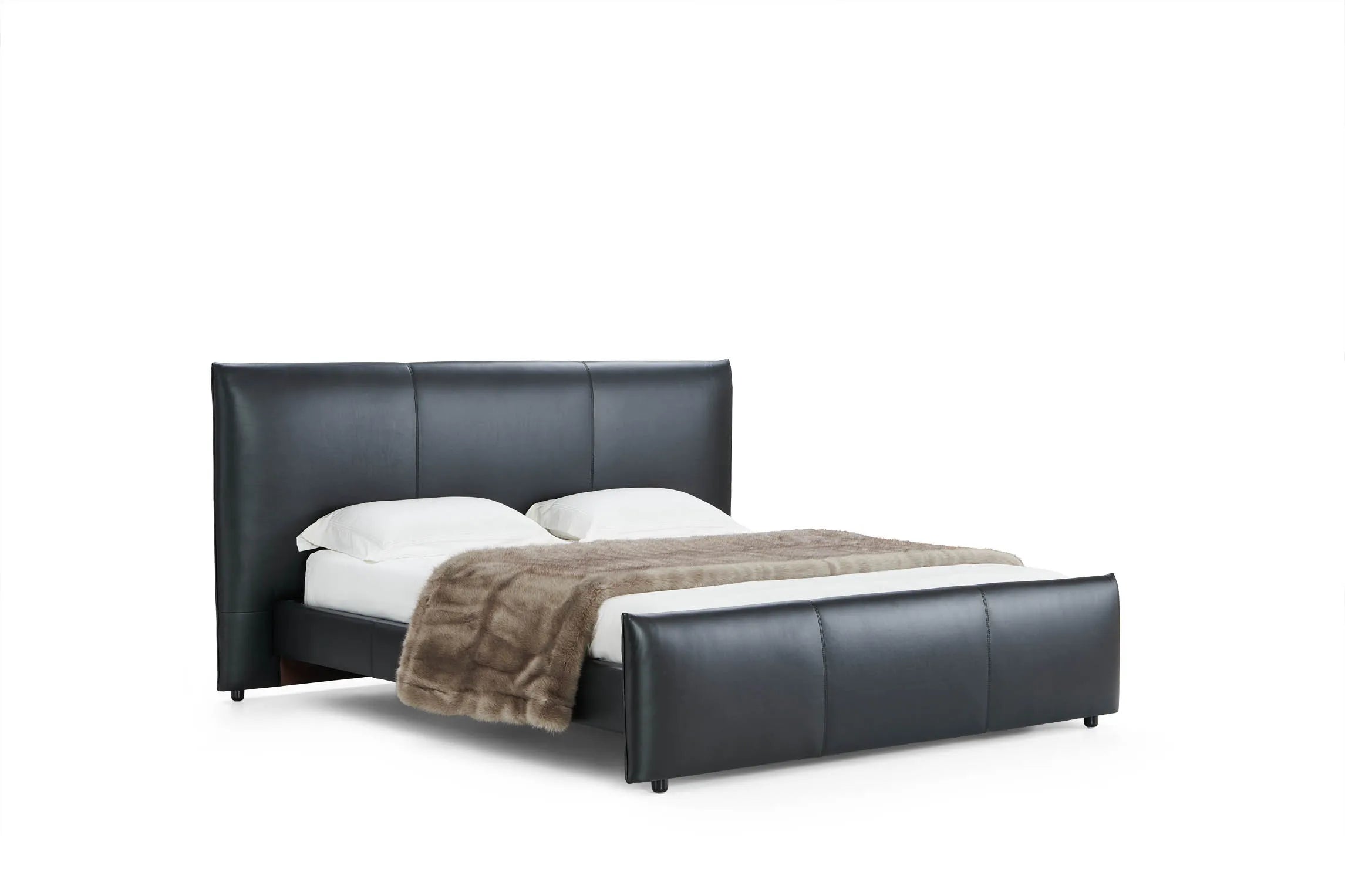 Luxurious King Size Modern Bedroom Set with Leather Bed